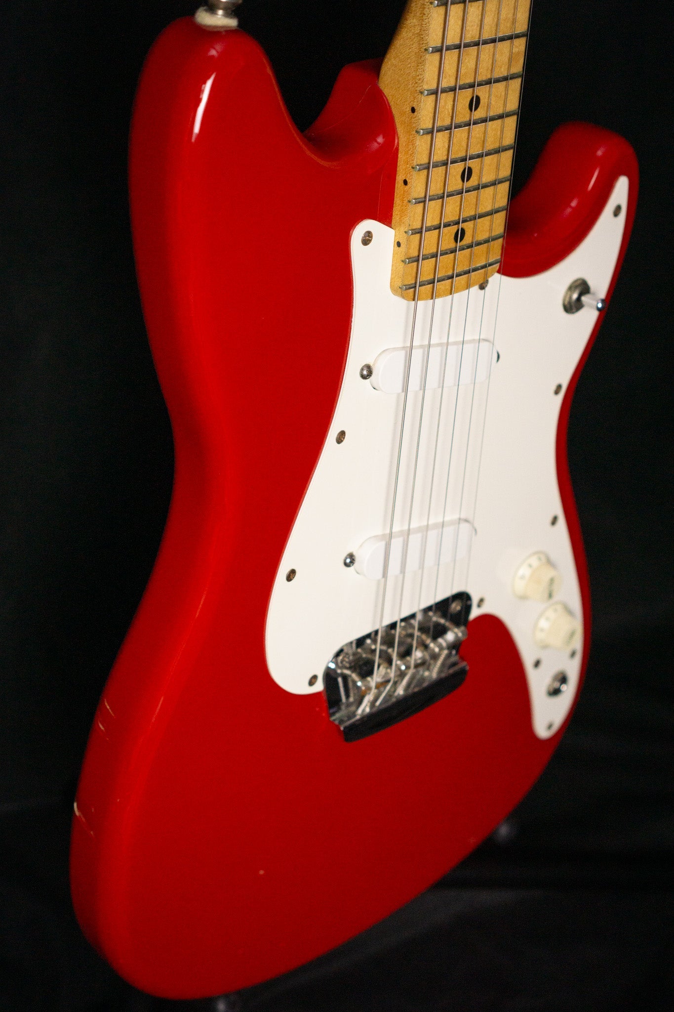 Fender Duo-Sonic Electric Guitar Red 95' (Pre-Owned) – WM Guitars