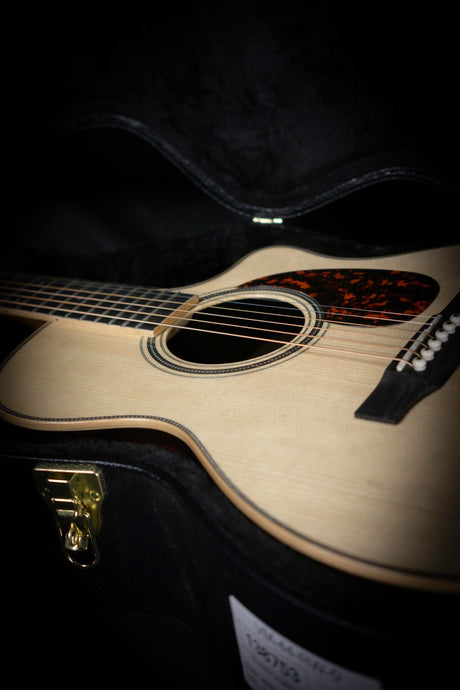 Larrivée OMV-44R Acoustic Guitar - Acoustic Guitars - Larrivee