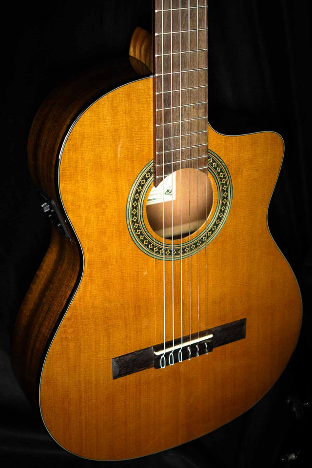 Salvador Cortez CC-10CE Student Classical Guitar - Classical Guitars - Salvador Cortez