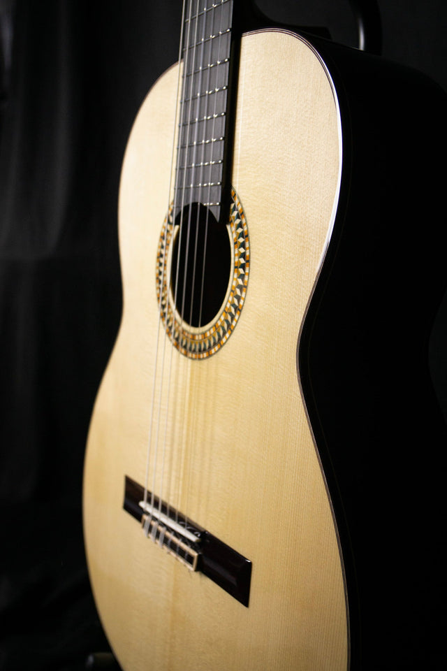 Salvador Cortez CS - 110 Classical Guitar - Classical Guitars - Salvador Cortez