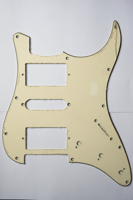 Stratocaster Pickguard 3 Ply 11 Screw (Various Pickup Configurations) - Parts - WM Guitars